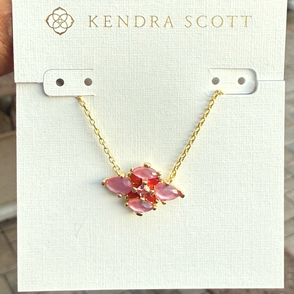 NWT- Kendra Scott Abbie Stone Cluster Necklace